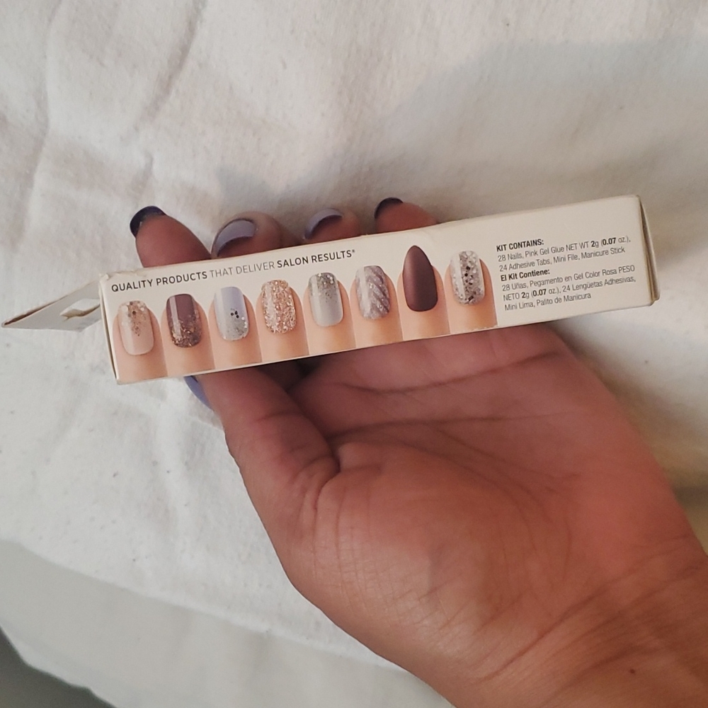 Kiss 💋 Press On Nails - Picture 4 of 6